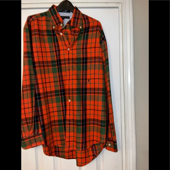 NWOT, Tommy Hilfiger Shirt, Size S - Picture 4 of 6